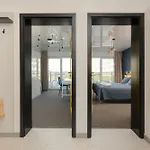 Apartament Grey - - Basen - - Parking- Taras Dziwnów