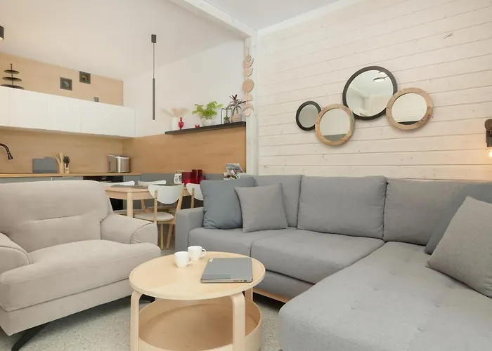 Grey - - Basen - - Parking- Taras *