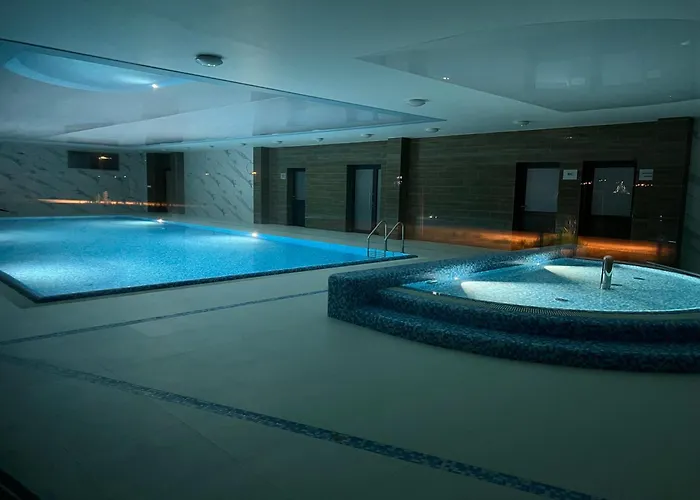 Grey - - Basen - - Parking- Taras Apartamento *