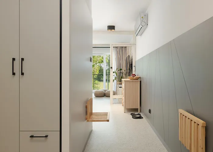 Grey - - Basen - - Parking- Taras Apartamento