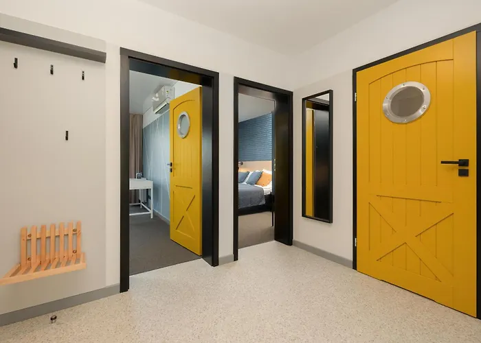 Apartamento Grey - - Basen - - Parking- Taras Dziwnów