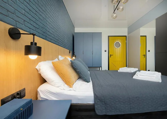 Grey - - Basen - - Parking- Taras *