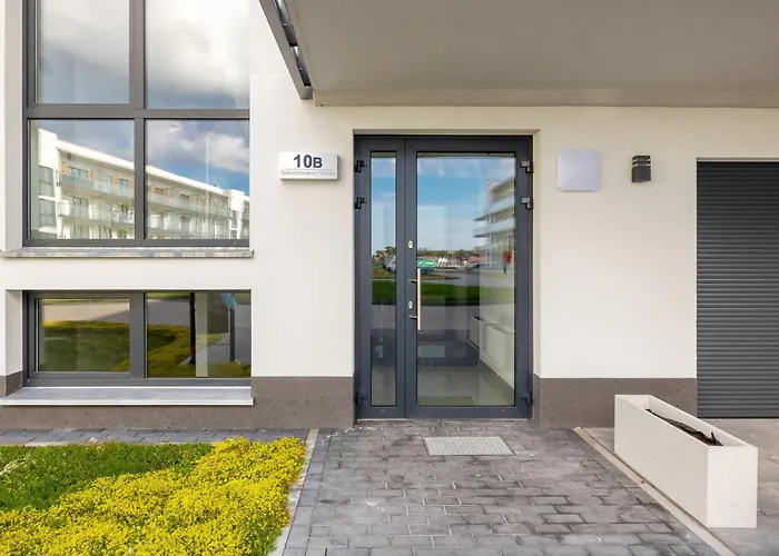 Grey - - Basen - - Parking- Taras Apartamento