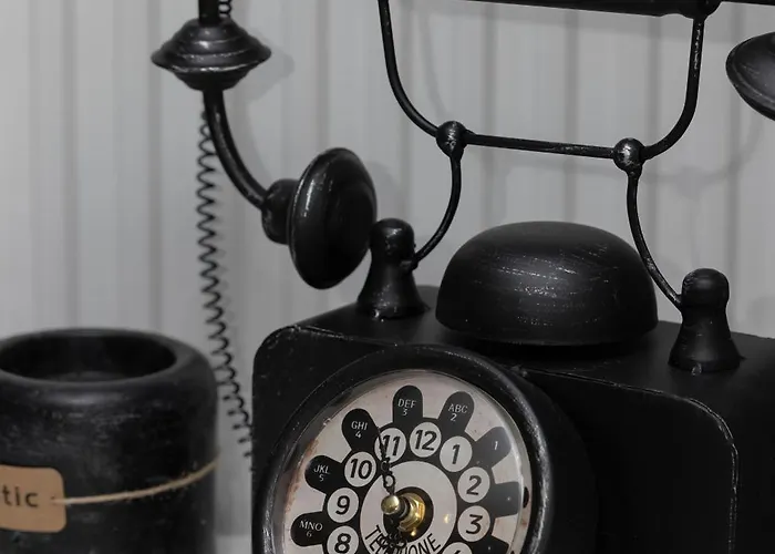 Grey - - Basen - - Parking- Taras